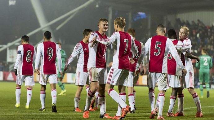 为球队提供 为球队提供