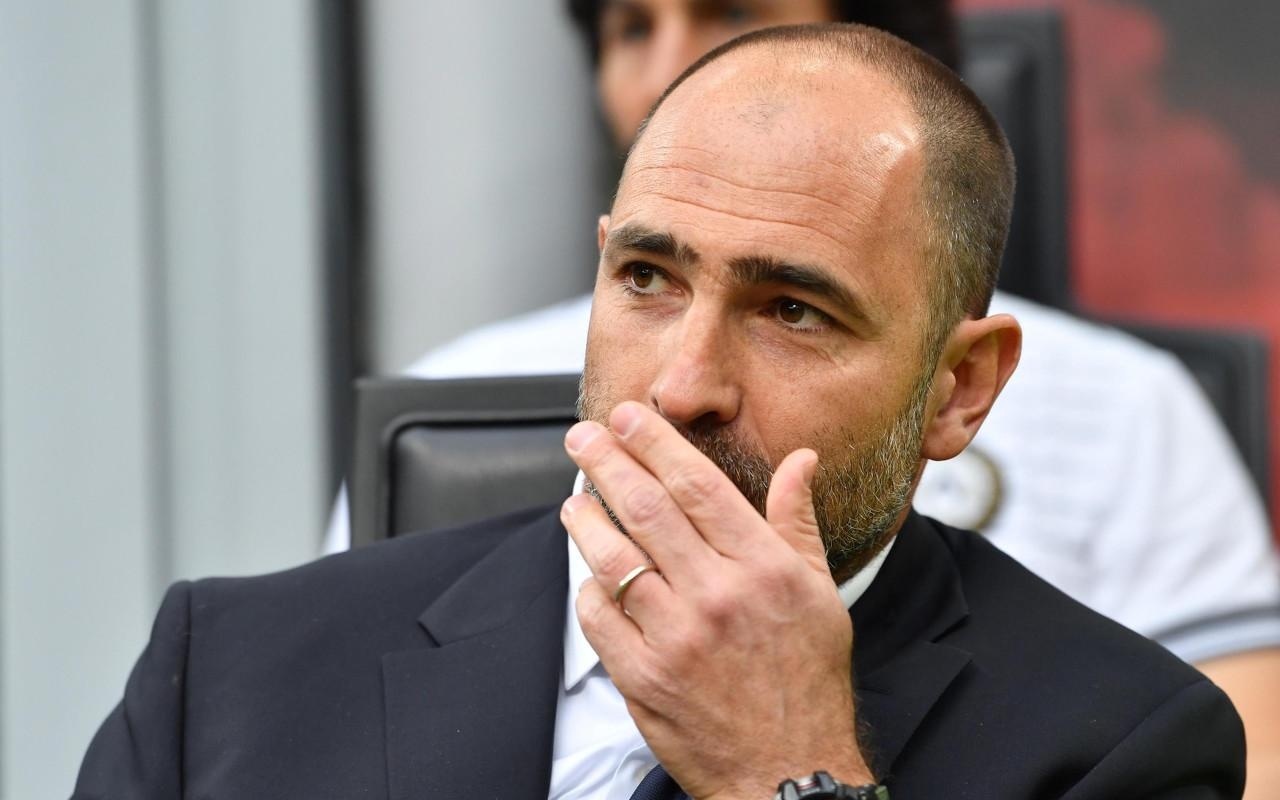 留在表面动 留在表面动